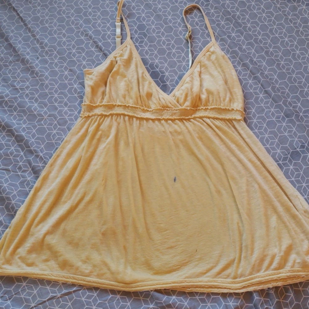Dandelion yellow flowing aeropostale blouse